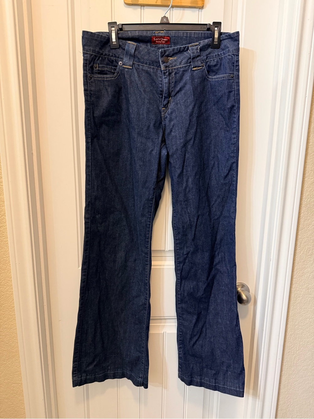Levi's Women's Dark Blue low rise  Wide Leg Jeans